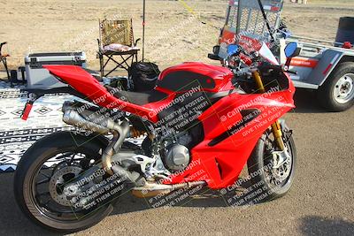 media/Sep-21-2025-TrackDaz (Sun) [[277c75b276]]/Around the Pits/